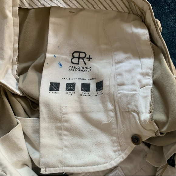 Banana Republic Aiden Chino Khaki Beige Rapid Movement Preppy Size 32x34 - Picture 6 of 11